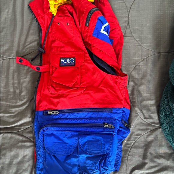 Polo Hi Tech Water Repellent Vest, Red and Blue Jacket - Picture 2 of 6